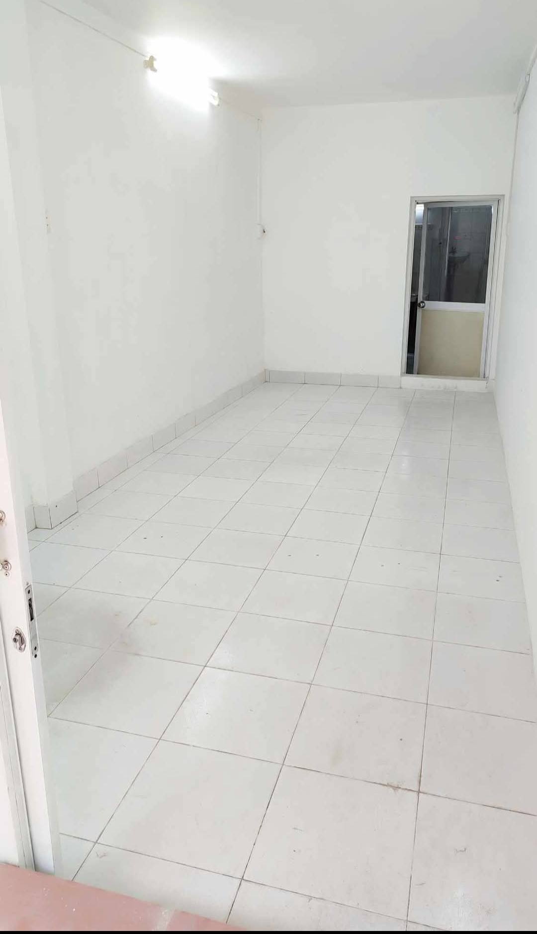 Cho thuê MBKD Mặt Phố Đại Từ 35m2 + gác xép KD sạch 9.5 Triệu - Ảnh 3